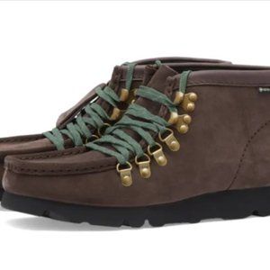 BRAND NEW - NWT - END. X CLARKS ORIGINALS X BEAMS PLUS WALLA HIKE GTX
